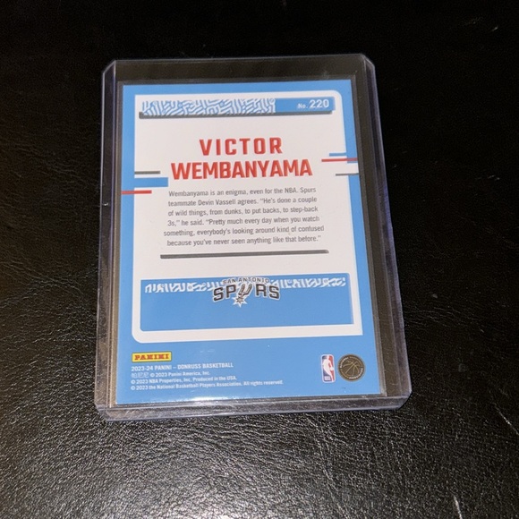 Victor Wembanyama Donruss 2023-24 Rated Rookie No 220 - Picture 2 of 2